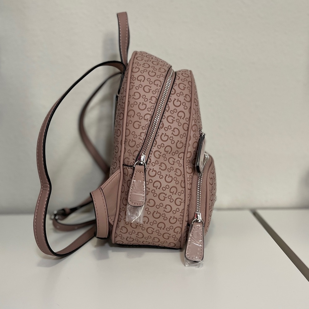 GUESS Los Angeles Women’s Logo Maxson Dusty Mauve Backpack - Picture 2 of 4